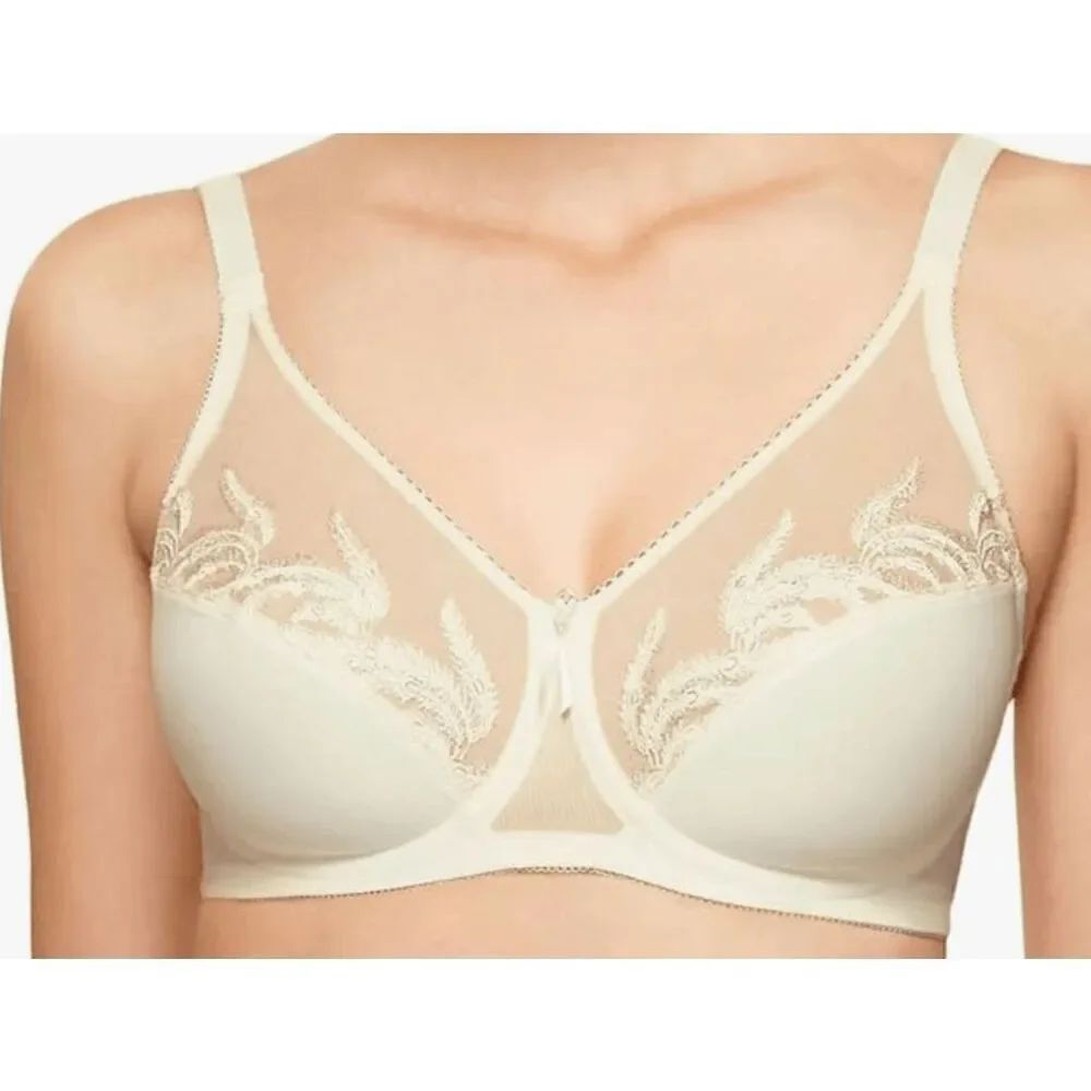 A10 Wacoal Women's Feather Embroidery Underwire Bra tan size 34B style 85121